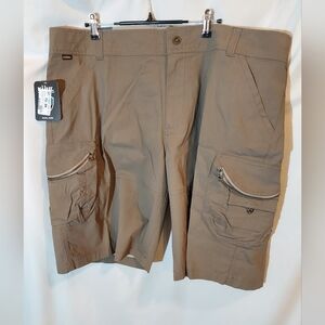 Kuhl Men's Brown Rugged Cargo Shorts NWT 42"